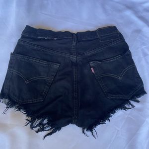 Black Levi’s Jean Shorts